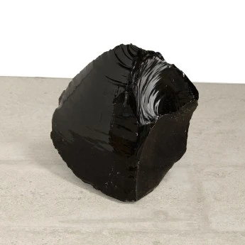 Freestanding, large black obsidian stone 