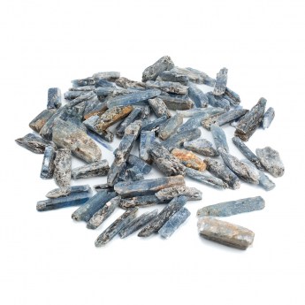 loose shards of blue kyanite